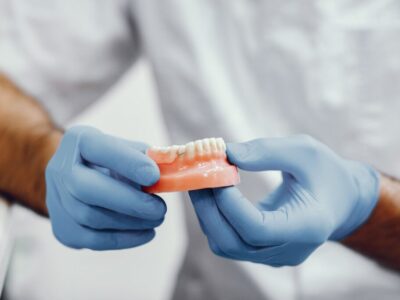 artificial-jaw-dentist-s-office (1) (1) (1)